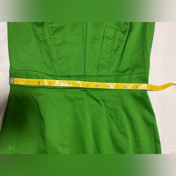 🛍️ALEX MARIE Kelly green sleeveless sheath dress size 6. - Picture 12 of 13